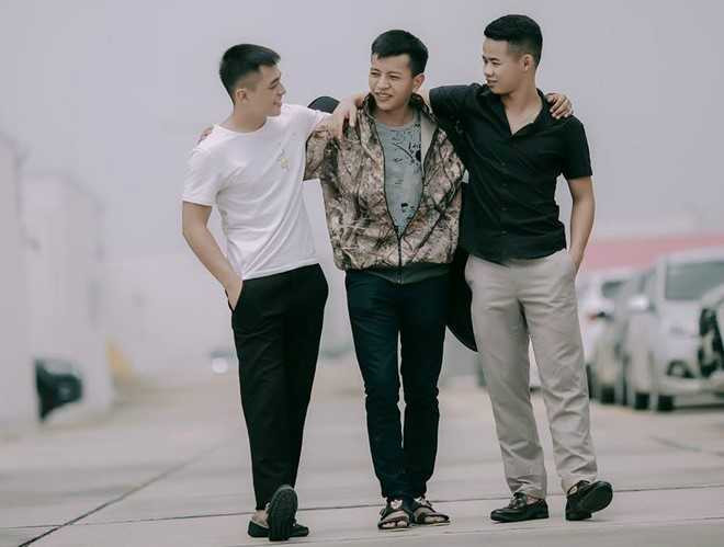 Anh 'cau be but chi' phien ban Viet noi bat nhat tuan qua hinh anh 10