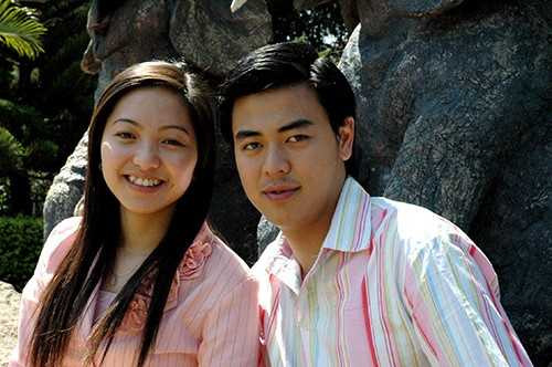 Lưu Hà ghi dấu ấn trong vai trò MC chương trình Dự báo thời tiết và được chú ý khi công khai tình yêu với MC Tuấn Tú