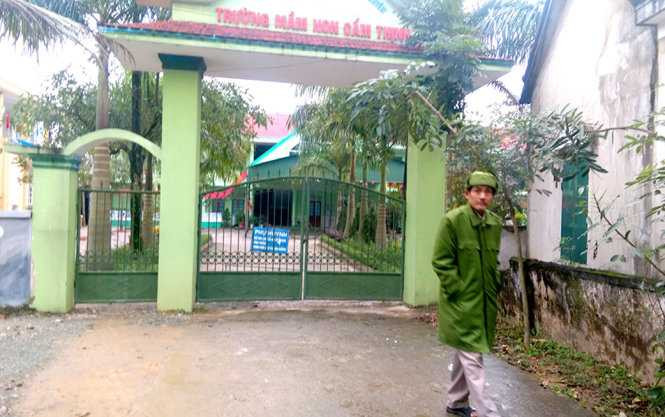 Nghi nhà Trường mầm non Cẩm Thịnh nhập thịt bẩn, phụ huynh bất ngờ cho con nghỉ học - Ảnh: VĂN ĐỊNH