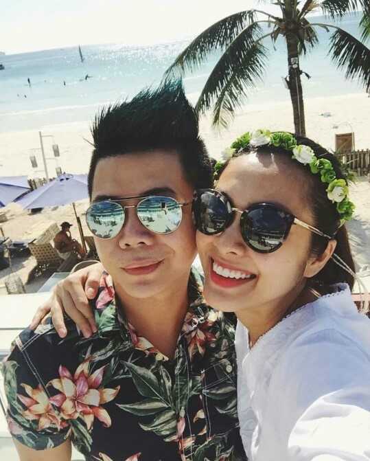 Vo chong Tang Thanh Ha dua con trai di nghi mat hinh anh 3