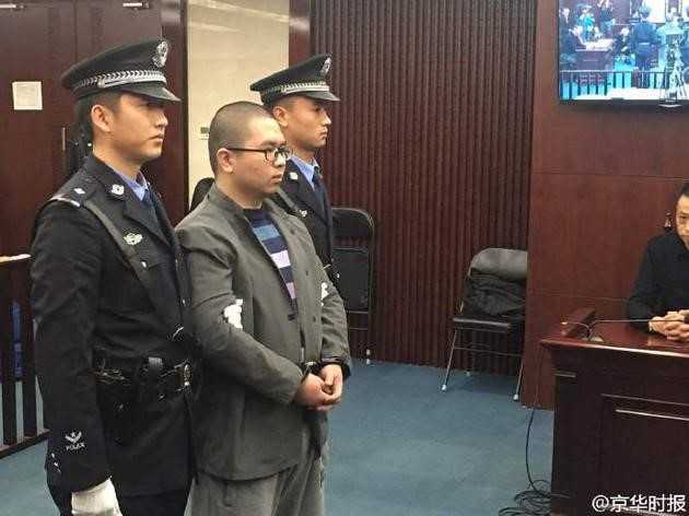 Tu hinh dao dien 9X cuong hiep, giau xac sao nu 22 tuoi hinh anh 1