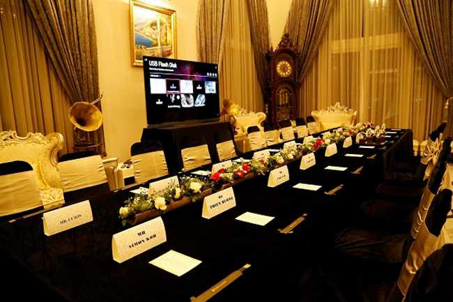 choang voi cuoc song cua ly hung va dan "nguoi tinh" man anh hinh anh 7