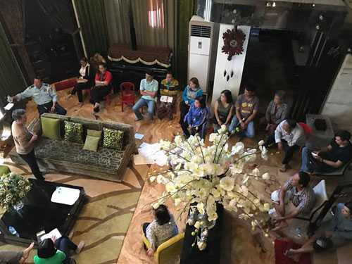 Sự thật bức ảnh