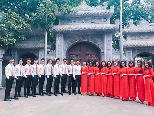 Dàn phù dâu, phù rể cực đẹp trong đám hỏi MC Thành Trung - 3