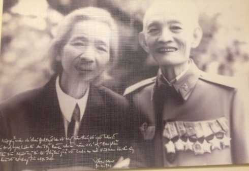 sung so khi co nsnd dinh ngoc lien truot giai thuong ho chi minh hinh 2