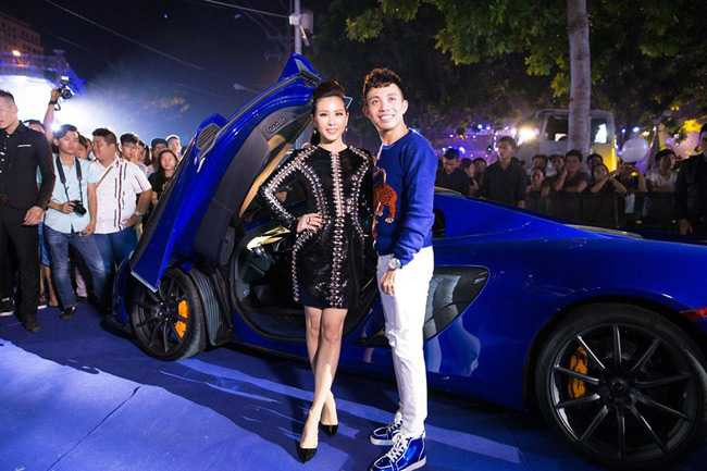 to mo voi khoi tai san khung cua hoa hau bi cau xe 4 ty ve phuong hinh anh 5