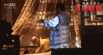 Cười ra nước mắt với hậu trường 