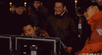 Cười ra nước mắt với hậu trường 