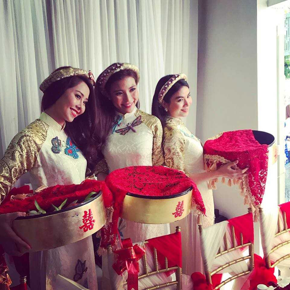 Nguyet Anh va ong xa An Do rang ro cung dan sao Viet trong le an hoi hinh anh 7