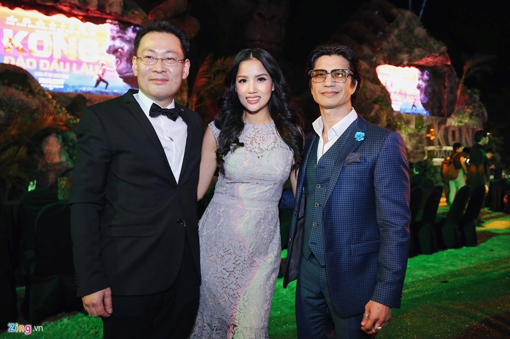 Ho Ngoc Ha va dan sao Viet chay tan loan sau su co chay san khau hinh anh 12