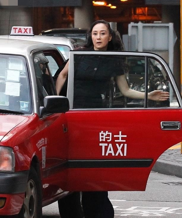 Vo Ly Lien Kiet bi cam ve Hong Kong vi tung la bo nhi vua song bac? hinh anh 3