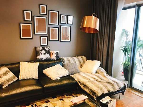 vo-chong-mc-thanh-trung-don-ve-nha-moi-sau-le-hang-thuan