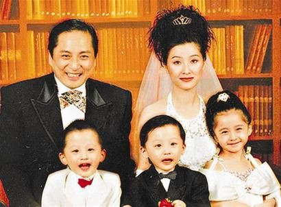 Sao “Thiên long bát bộ” và cái tát trời giáng vào Thành Long - 2