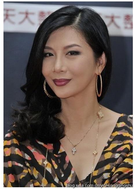 Nữ hoàng phim nóng