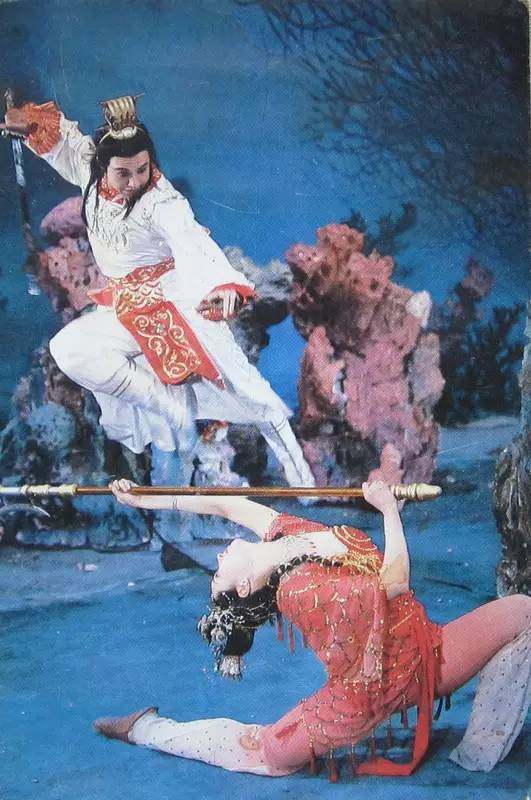 cat xe bach long ma cao ngat khien ngo khong