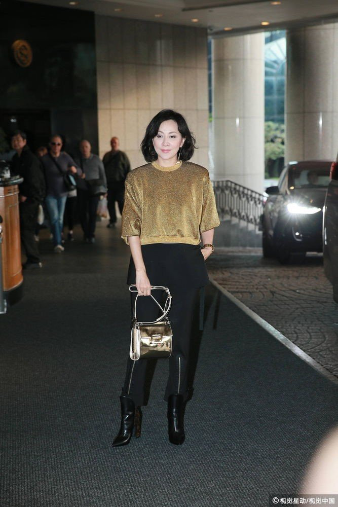 Thanh Long mo tiec thau dem, noi gian khi bi hoi ve bo cu va con gai hinh anh 5