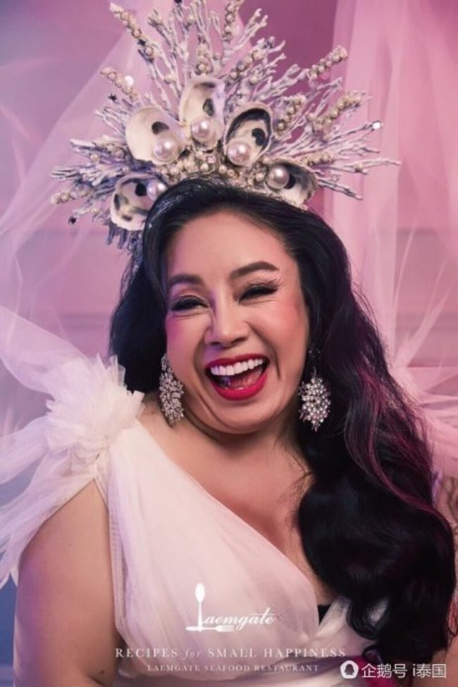 nga ngua voi mat moc 