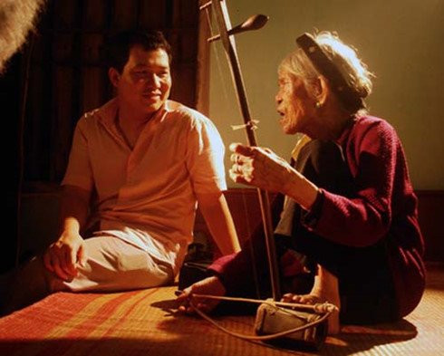 dao dien cha cong con toi khong bong bot khi tra bang khen canh dieu hinh 3