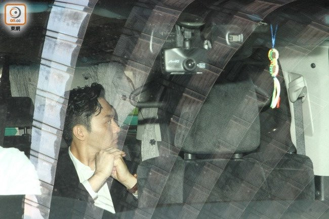 Quach Phu Thanh ruoc co dau kem 23 tuoi bang truc thang hinh anh 5