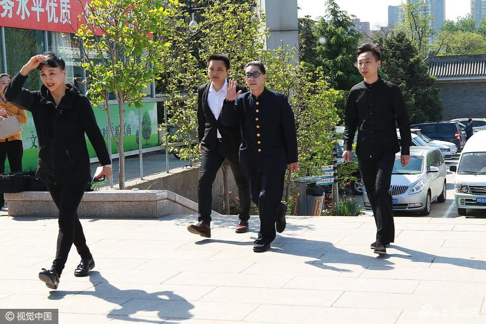 Le tang dao dien Duong Khiet, đạo diễn dương khiết, lễ tang dương khiết, tây du ký 1986, diễn viên tây du ký, sao tây du ký, sao hoa ngữ, đạo diễn dương khiết, tin tức mới nhất, tin tức trong ngày, tin giải trí, tin tức giải trí, tây du ký, sao quốc tế, vtc, vtc news, vtc.vn - 6