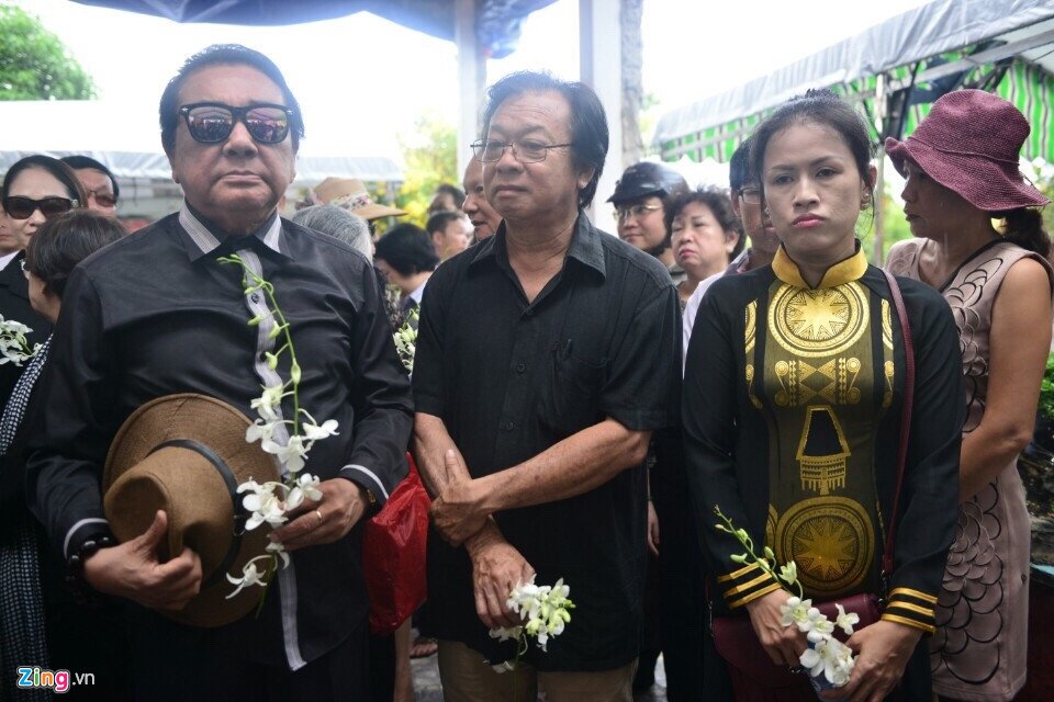 Hinh anh Vo con khoc nuc no trong giay phut tien biet nghe si Thanh Sang - Sao Viet 7