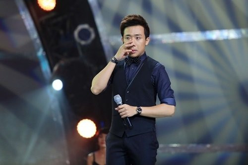 Hinh anh Danh hai Hoai Linh, NSND Hong Van len tieng an ui Tran Thanh 8