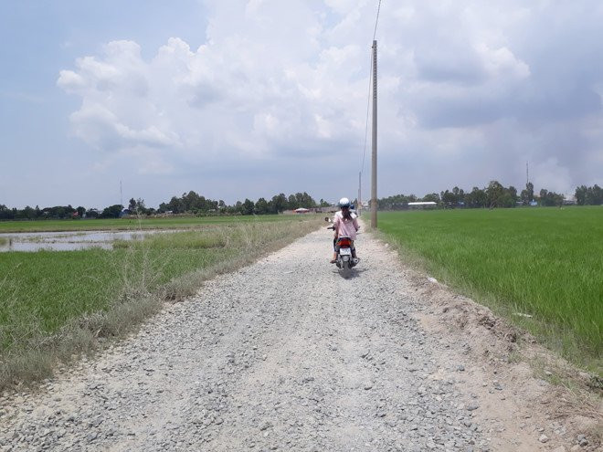 San hang hieu gia re o 'cho diec' vung bien hinh anh 1