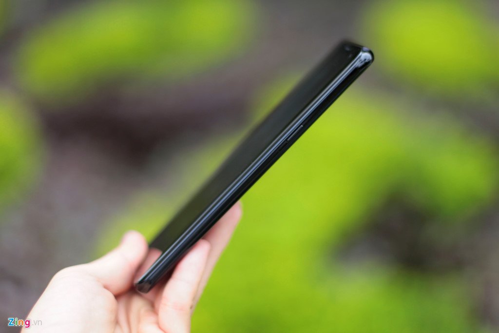 Mo hop Samsung Galaxy S8, S8+ ban thuong mai sap ban tai VN hinh anh 6