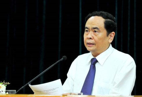 chu tich tinh, thanh pho phai tuyen chien voi 