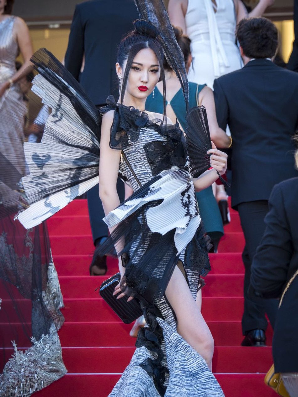 Trung Quoc mat mat vi dan sao hang bet xuat hien tren tham do Cannes hinh anh 2