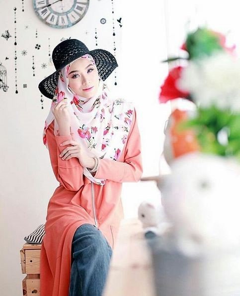 Co giao nguoi Malaysia dep nhu hot girl hinh anh 9