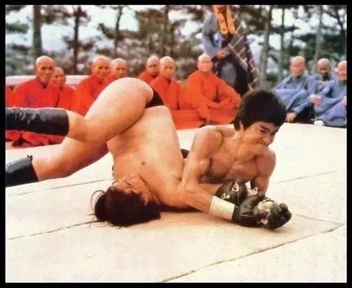 Không ngờ "bố già" Hồng Kim Bảo từng diễn lót cho Lý Tiểu Long - 4