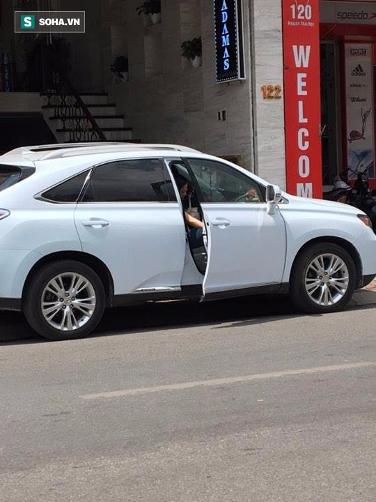 Sau lời nói gây sốc của Lâm Vinh Hải, Lý Phương Châu ra Hà Nội phẫu thuật thay đổi diện mạo - Ảnh 6.