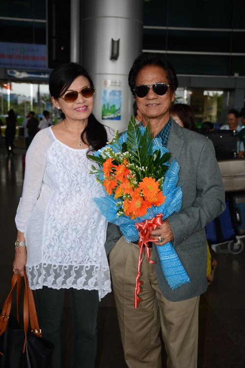 che-linh-toi-muon-co-mot-bua-quay-quan-ben-cac-ba-vo-va-tat-ca-cac-con-1