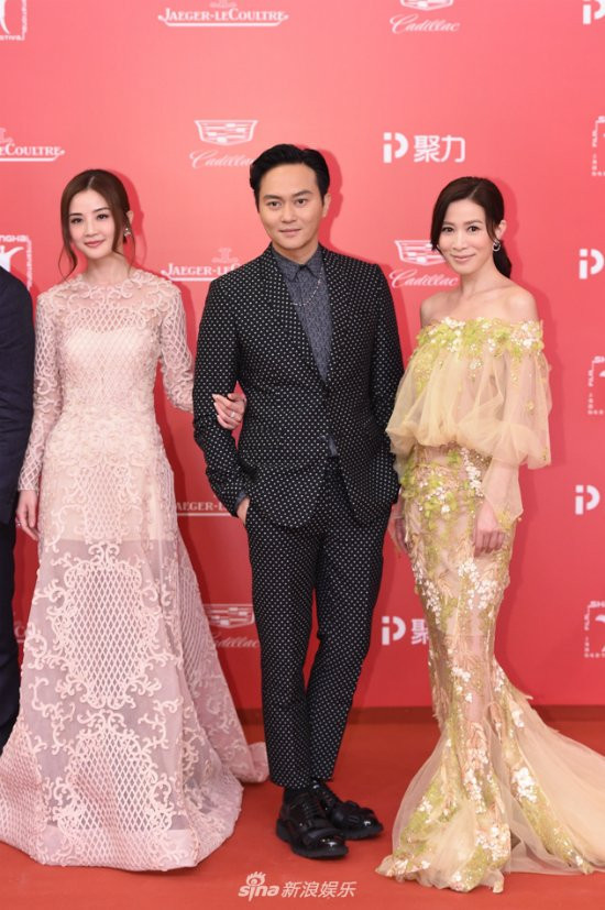 luu-diec-phi-dep-nhu-nang-cong-chua-tren-tham-do-12