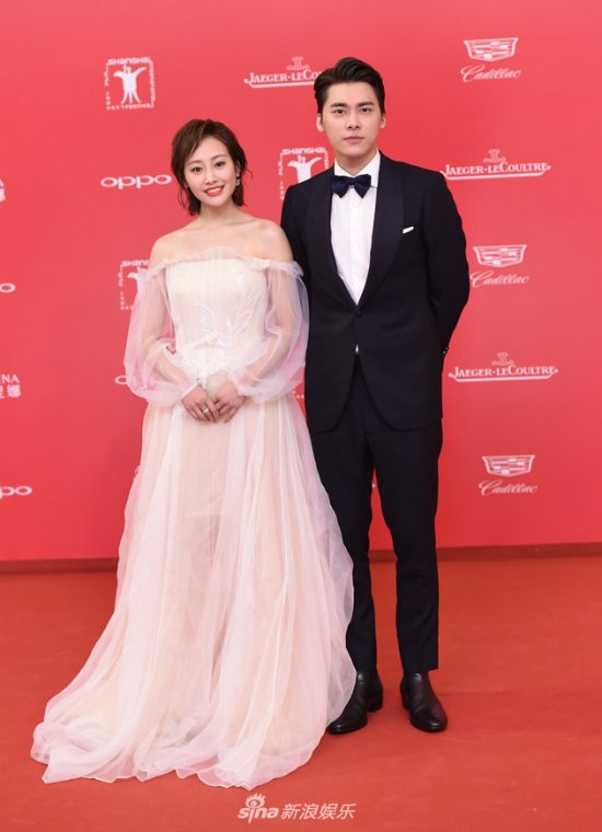 luu-diec-phi-dep-nhu-nang-cong-chua-tren-tham-do-17