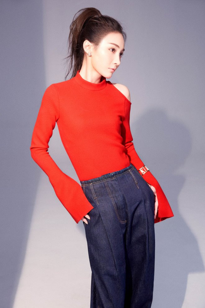 Sao 'Hong lau mong' xuong doc sau be boi ngoai tinh 'Duong Tang' hinh anh 2