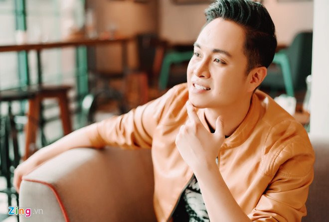 Nhat Tinh Anh cuoi co gai da ly hon va co 2 con rieng hinh anh 4