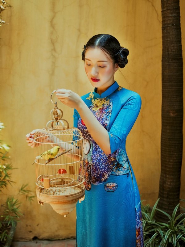 New York Couture Fashion Week 2017: Gặp gỡ người ¼ thế kỷ quảng bá áo dài Việt