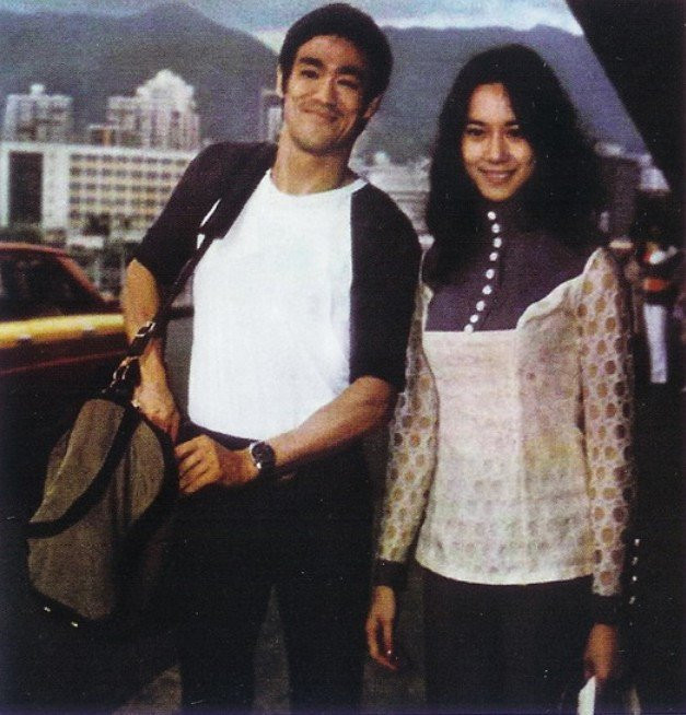 Minh tinh 65 tuoi lan dau thua nhan quan he vung trom voi Ly Tieu Long hinh anh 3