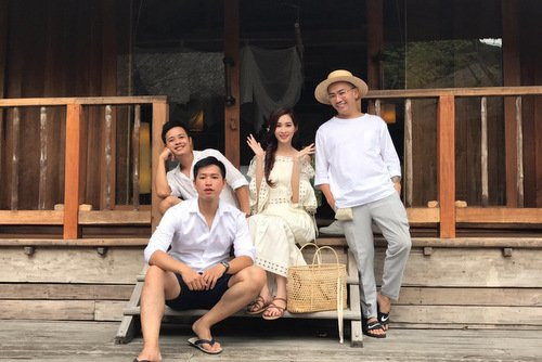 hoa-hau-dang-thu-thao-ket-hon-ban-trai-dai-gia-vao-thang-10-1