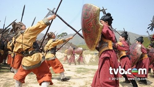 Hai huoc canh lam phim ngheo nan cua TVB hinh anh 1