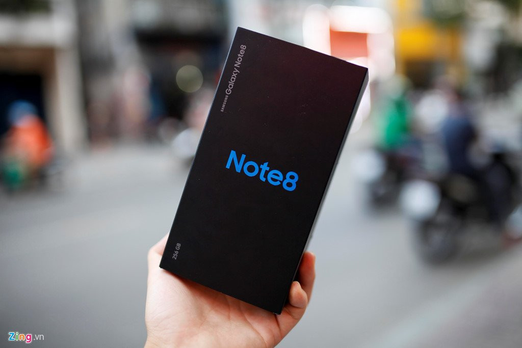 Loan gia Samsung Galaxy Note 8 truoc ngay ra mat tai VN hinh anh 2