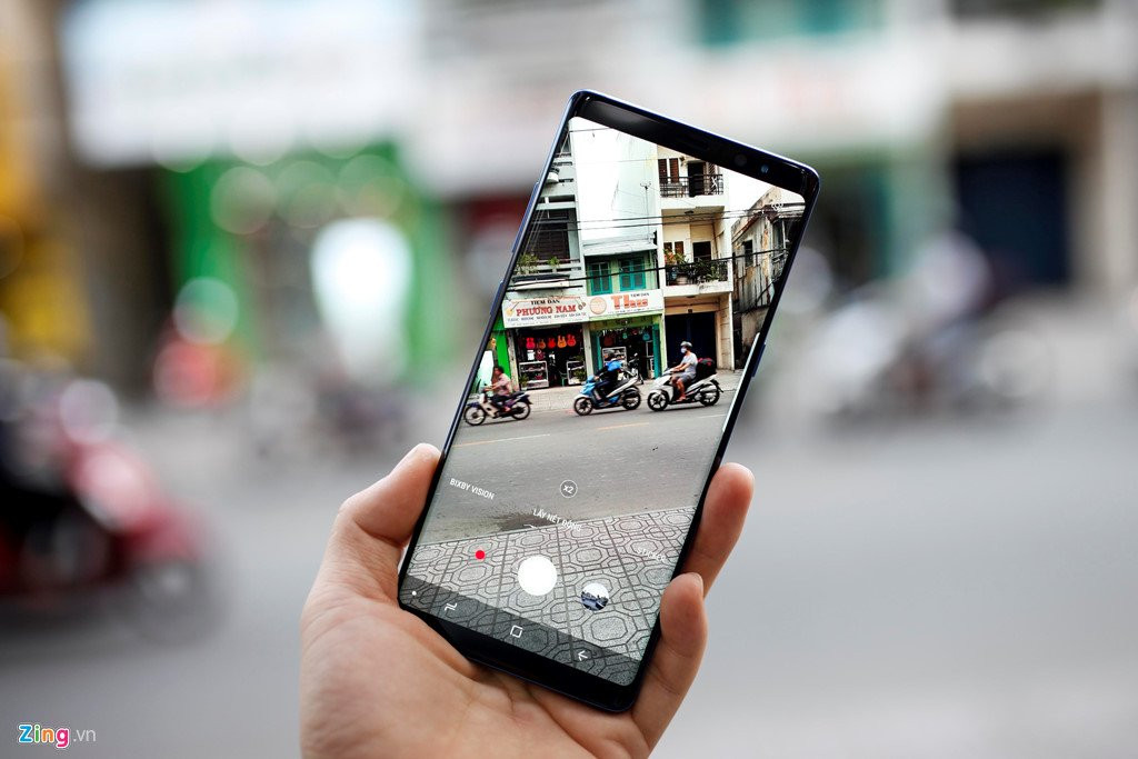 Loan gia Samsung Galaxy Note 8 truoc ngay ra mat tai VN hinh anh 3