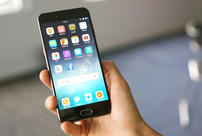 Bphone len ke tro lai tu 15/9 hinh anh 1