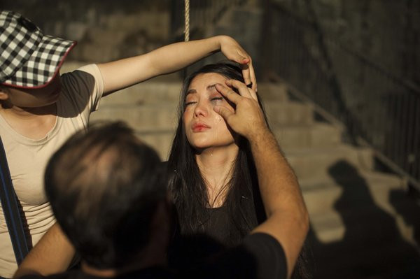 nhung-chan-thuong-cua-sao-viet-tren-phim-truong