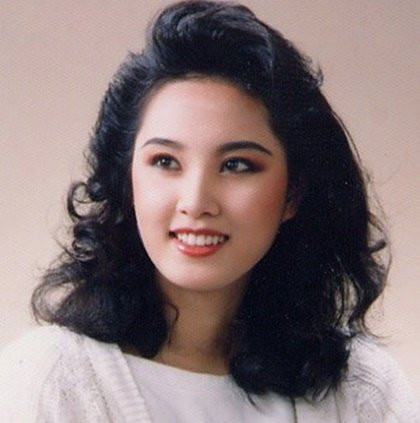 hoa-hau-han-quoc-1989-danh-mat-hao-quang-vi-video-sex-chong-tu-toi