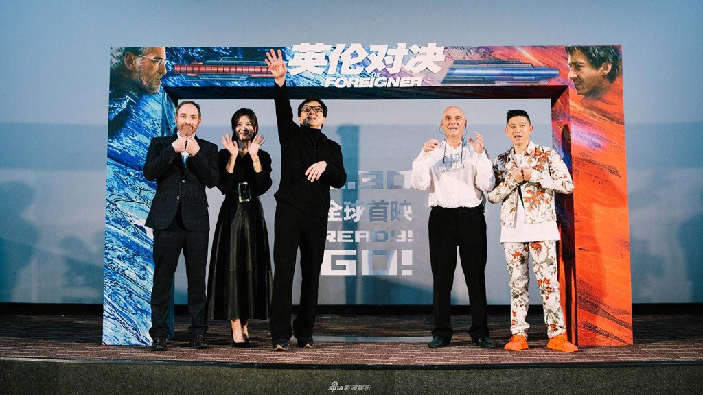 Ngo Kinh len doi: Chong nang van duoc Thanh Long, Ly Than nho va hinh anh 9