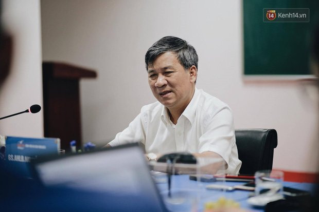 Viện trưởng Viện huyết học - Truyền máu trung ương: Sẽ có người nói buổi chia tay là dàn dựng. Nhưng tôi nghĩ giọt nước mắt thì không giả vờ được - Ảnh 4.