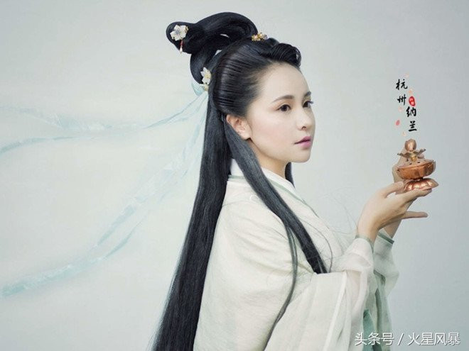 Nhieu nghi van xung quanh cai chet cua nu cosplayer 9X noi tieng hinh anh 3